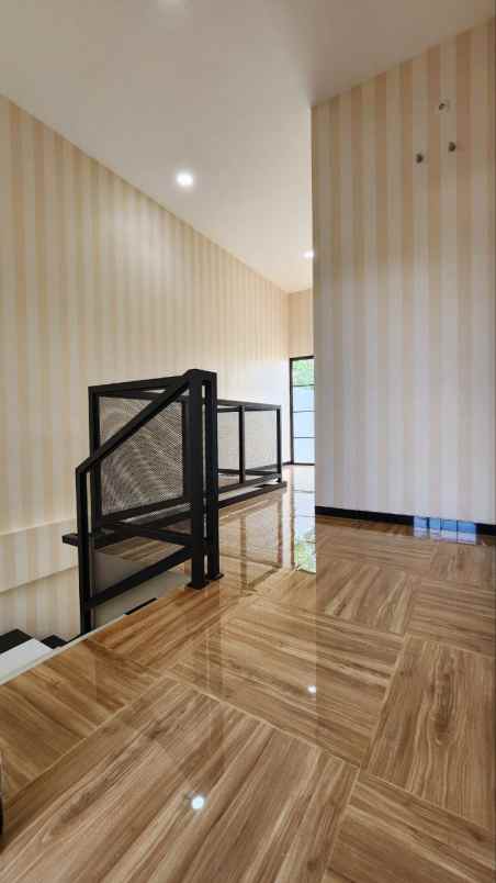 dijual rumah perumahan pondok nirwana