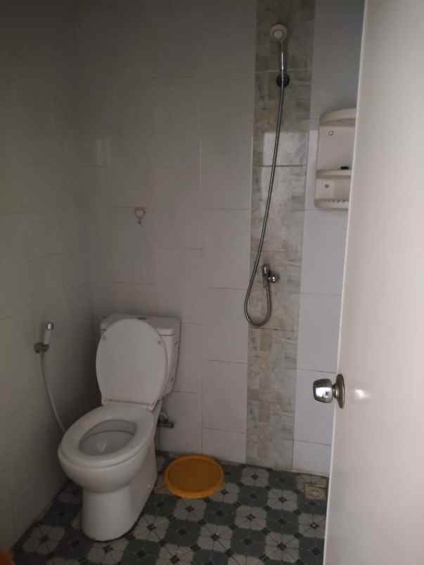 dijual rumah perumahan serpong garden 2