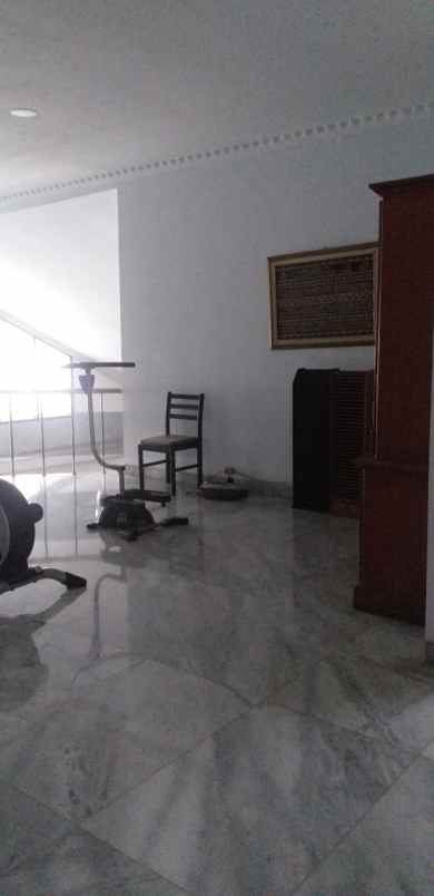 dijual rumah pesanggrahan jakarta selatan