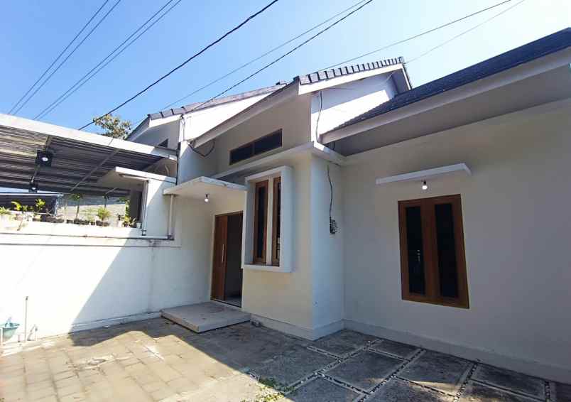 dijual rumah polres kulonprogo