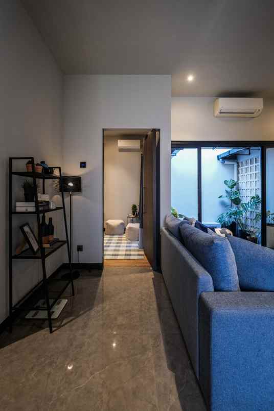 dijual rumah pondok aren