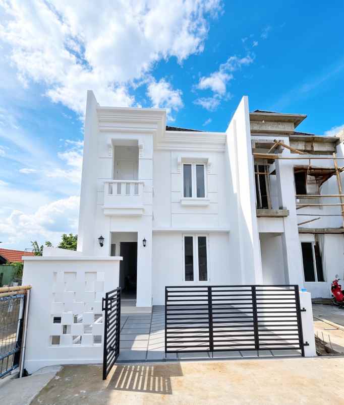dijual rumah pondok bambu