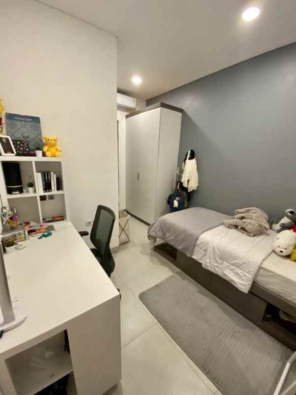 dijual rumah pondok labu cilandak