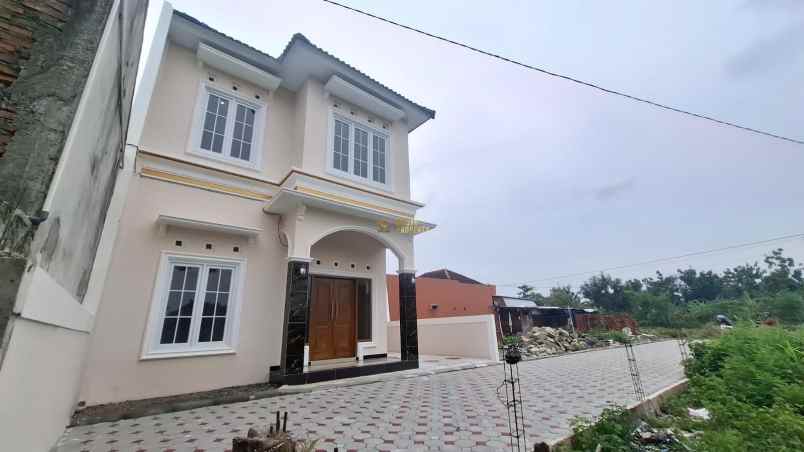 dijual rumah potorono banguntapan