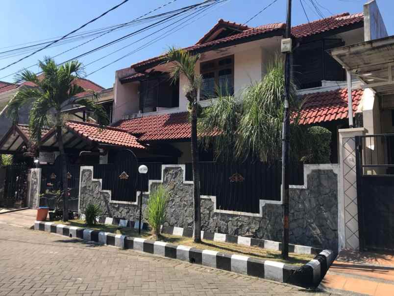 dijual rumah prapen indah