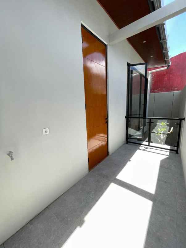 dijual rumah purwomartani kalasan