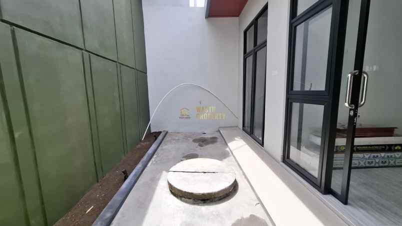 dijual rumah purwomartani kalasan