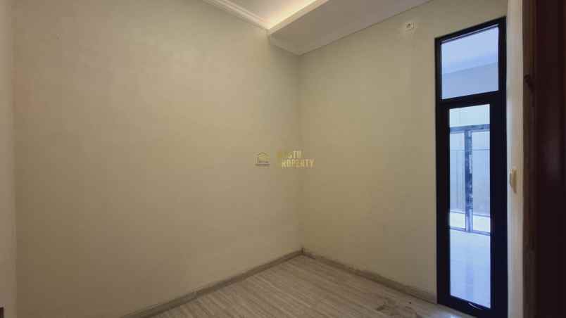 dijual rumah purwomartani kalasan