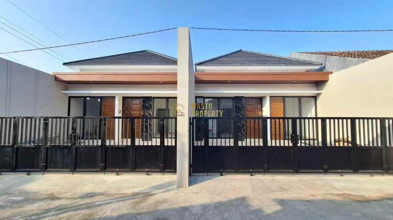 dijual rumah purwomartani kalasan