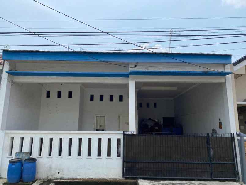 dijual rumah rawalumbu