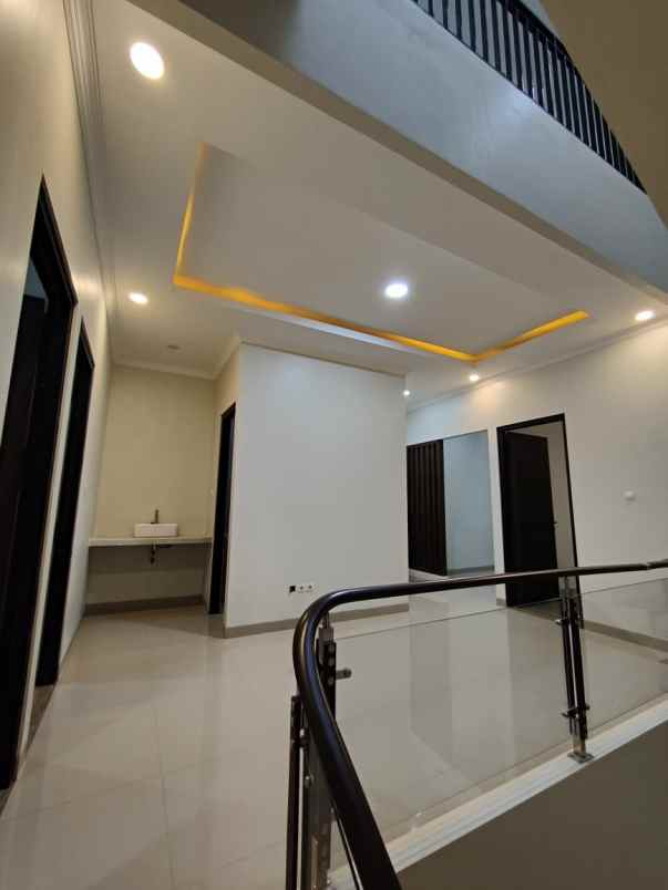 dijual rumah rawamangun jakarta timur