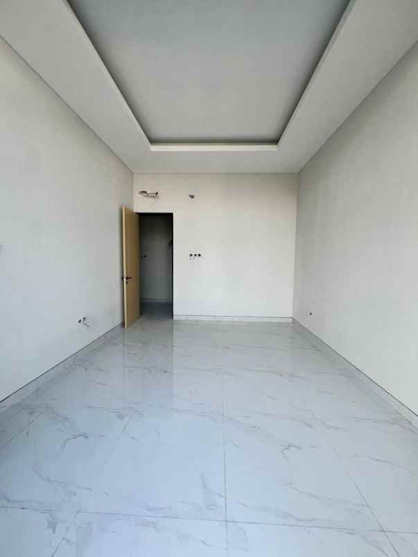dijual rumah rumah baru dian istana