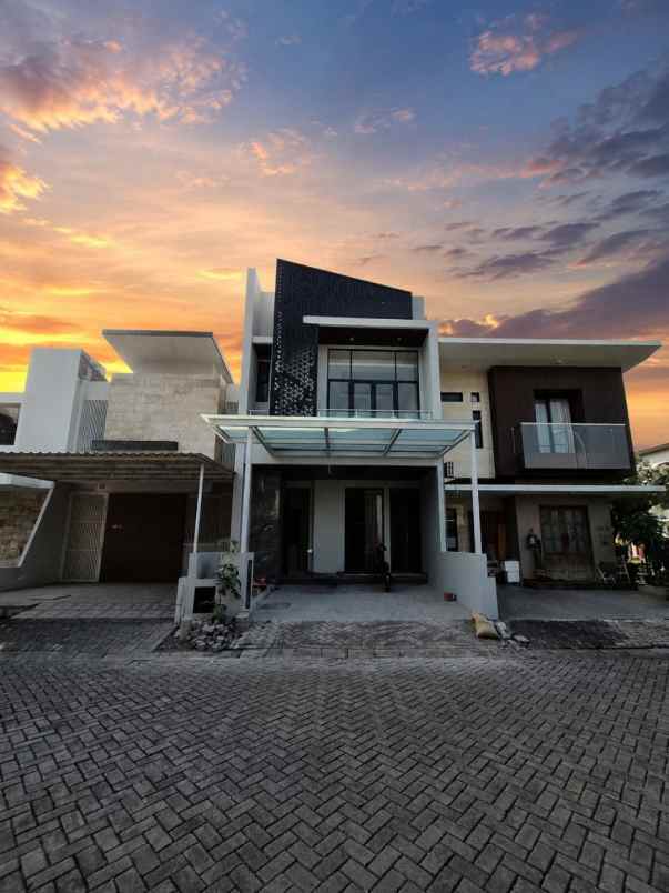 dijual rumah rumah baru dian istana