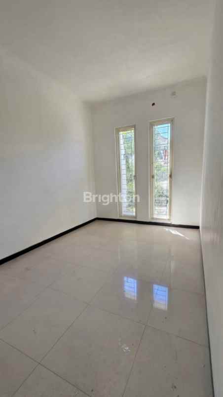 dijual rumah rungkut