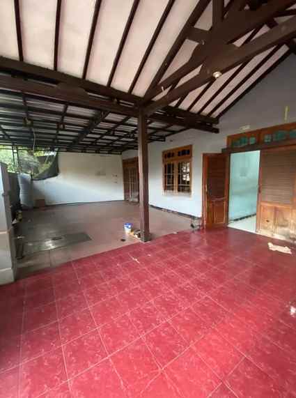 dijual rumah rungkut asri