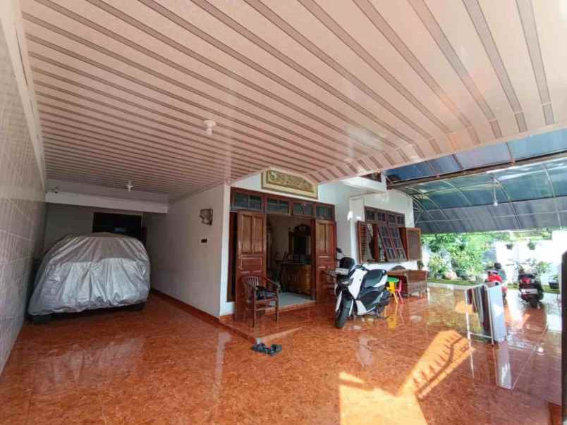 dijual rumah second siap huni full furnished