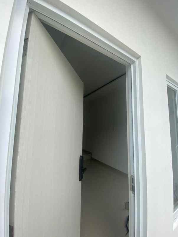 dijual rumah semanan kalideres jakarta