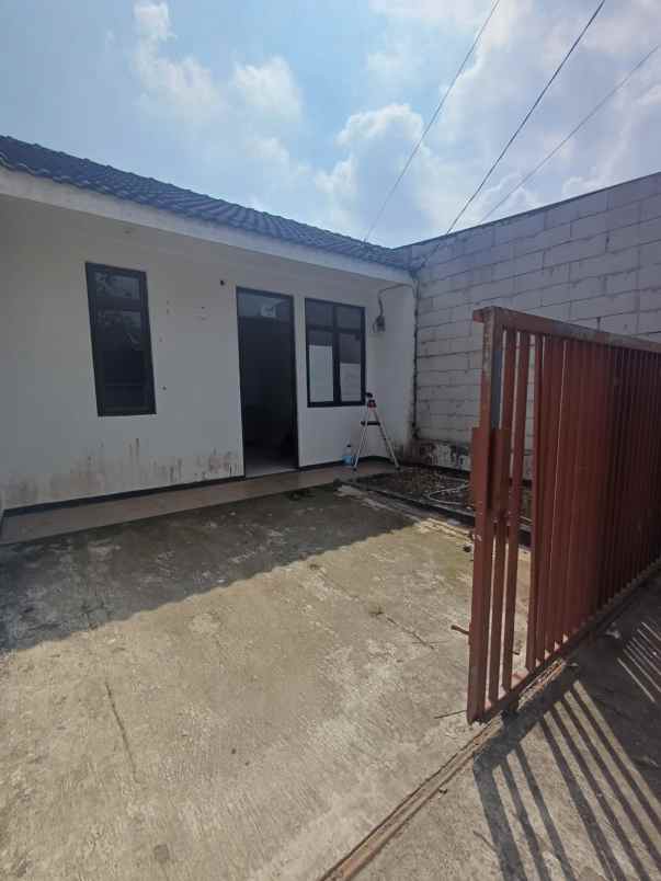 dijual rumah senopati estate cikande