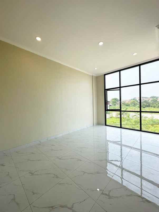 dijual rumah siap huni dekat st lrt cikunir