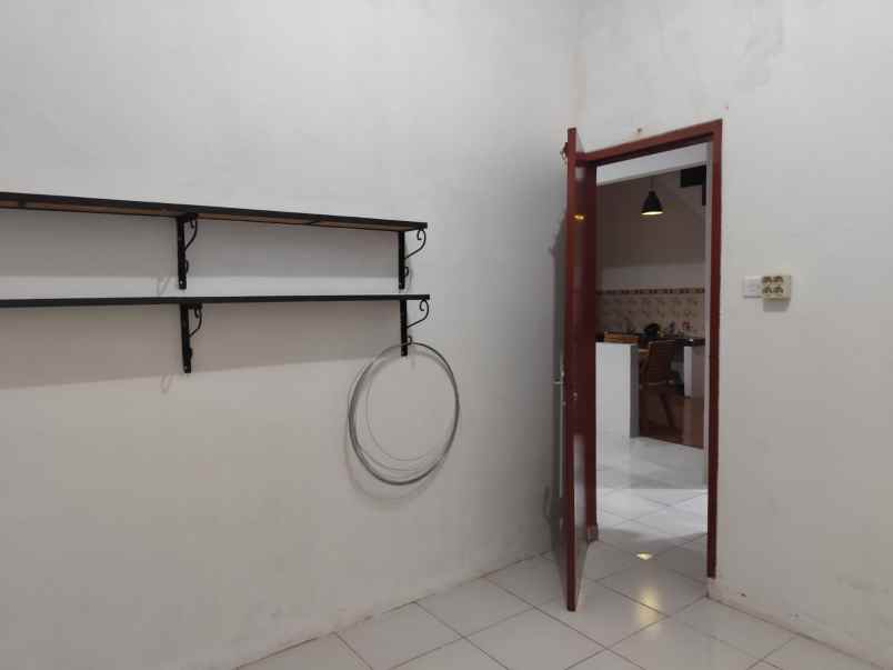 dijual rumah siap huni di cilodong