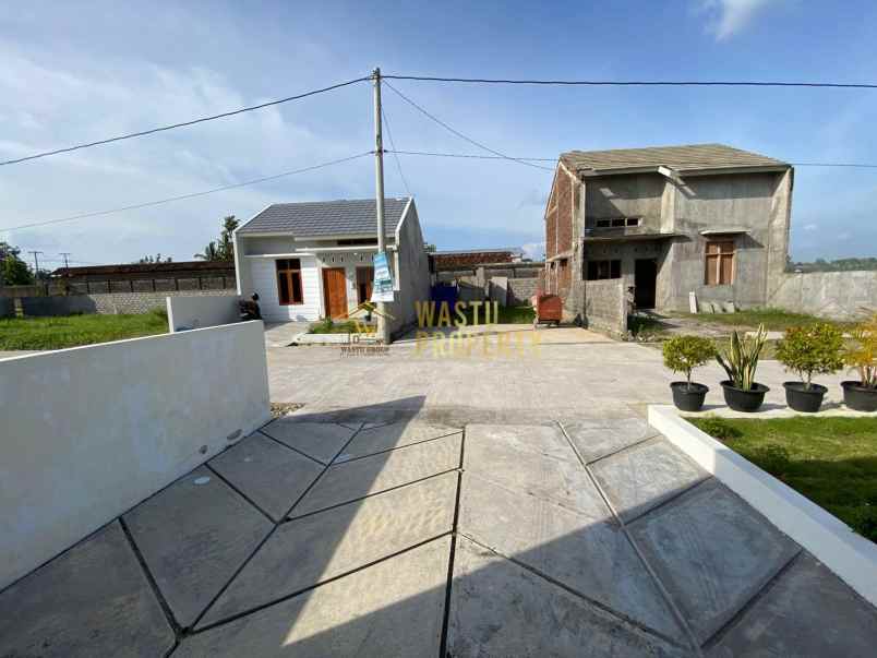 dijual rumah sidoluhur godean sleman