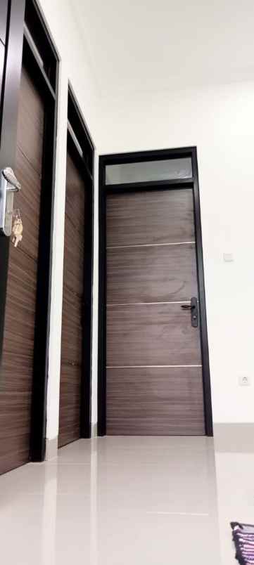 dijual rumah srengseng sawah jagakarsa