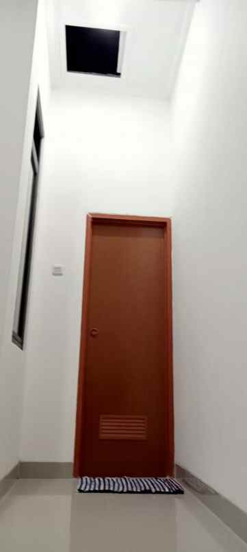 dijual rumah srengseng sawah jagakarsa