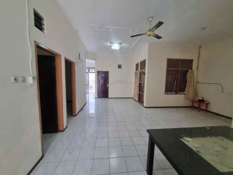 dijual rumah sutorejo prima utara