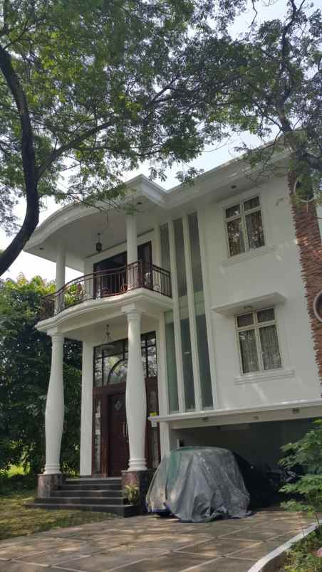 dijual rumah taman diponegoro lippo