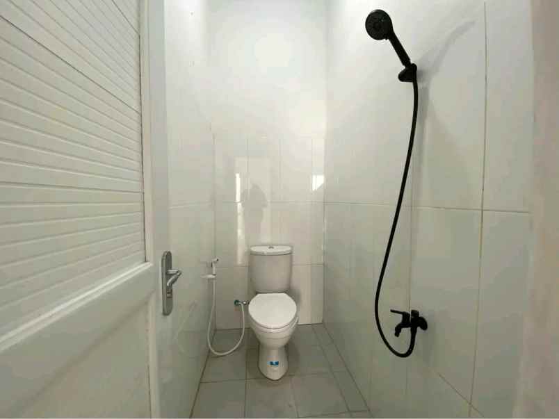 dijual rumah tamanan