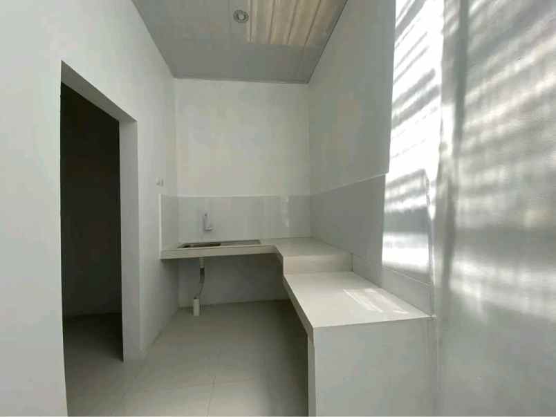 dijual rumah tamanan