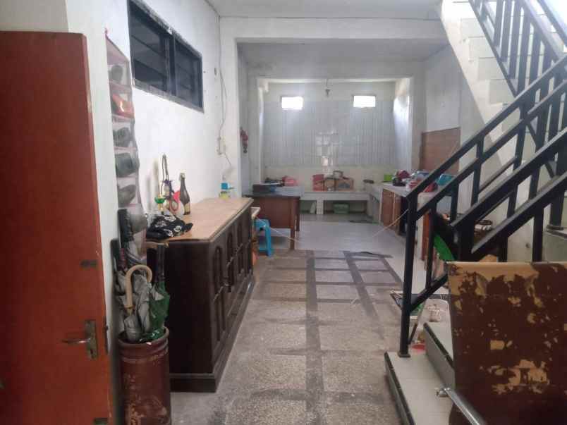 dijual rumah tenggilis mejoyo surabaya