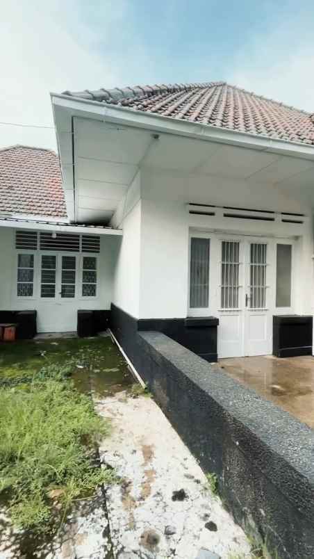 dijual rumah teratai