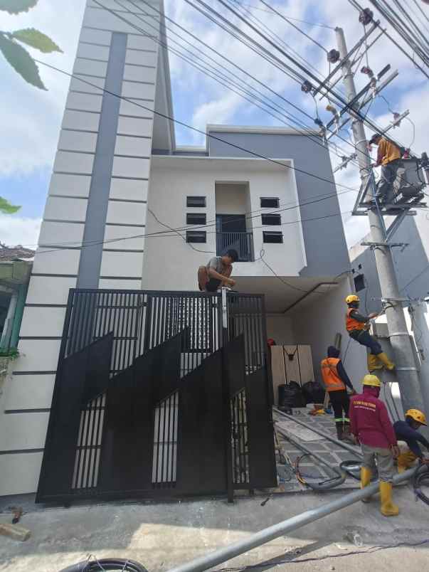 dijual rumah tlogomas dinoyo lowokwaru