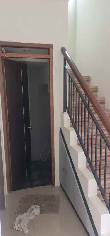 dijual rumah ubud vilage sariwangi