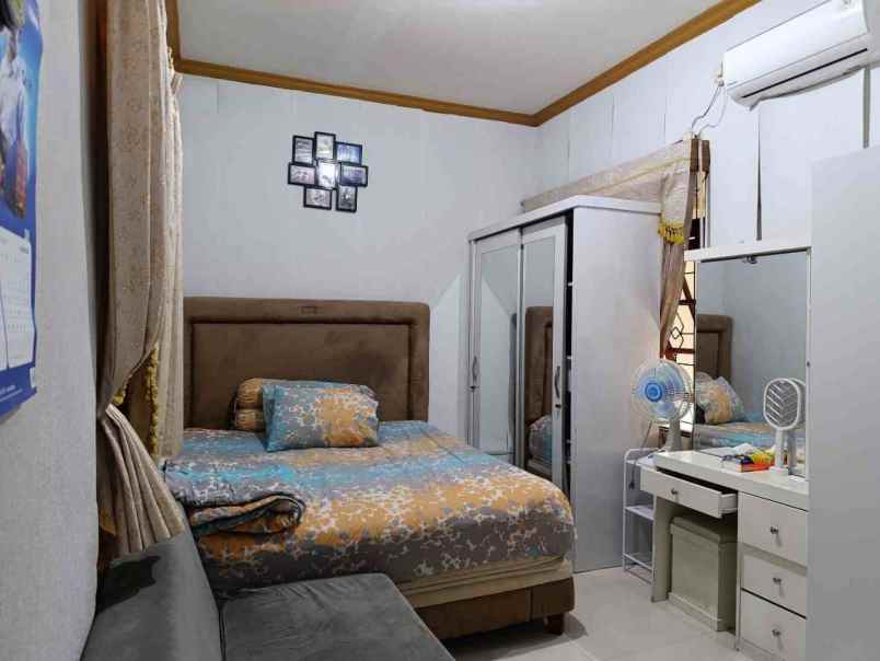 dijual rumah villa bukit novo pancoran mas