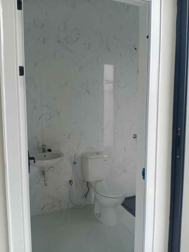 dijual rumah villa kalijudan indah