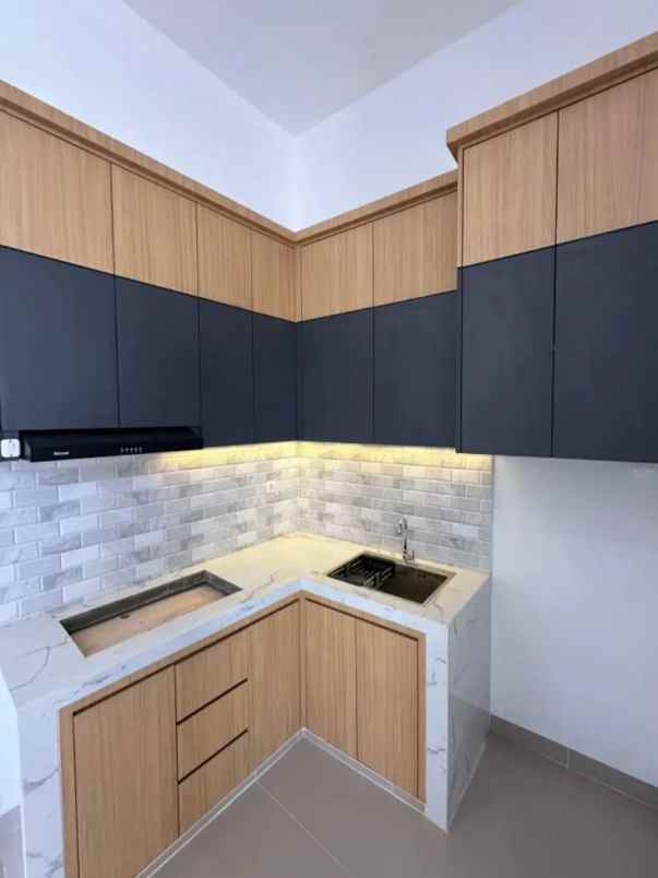 dijual rumah warak sumberadi