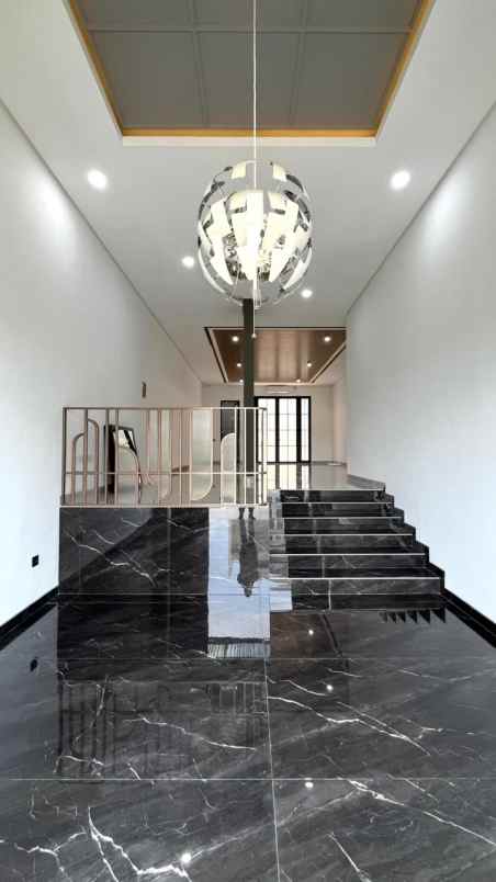 dijual rumah waterfront citraland