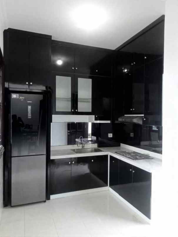 dijual rumah wisata bukit mas