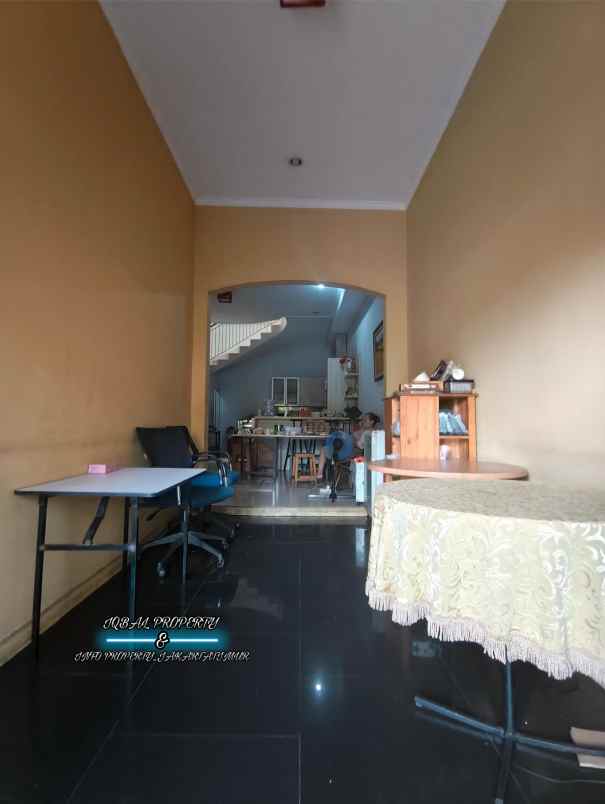 dijual secondary akses jalan lebar