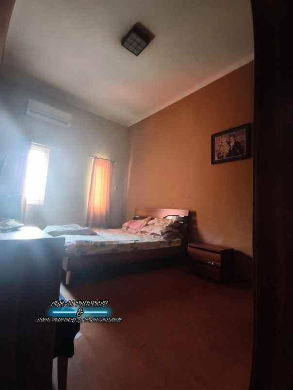 dijual secondary akses jalan lebar