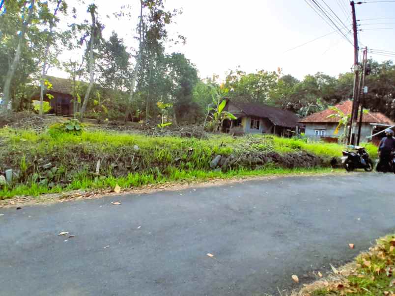 dijual tanah balecatur