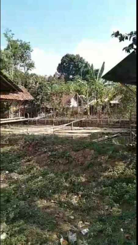 dijual tanah jl raya rancakalong