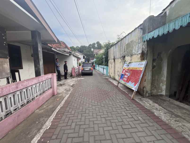 dijual tanah kocoran caturtunggal kec