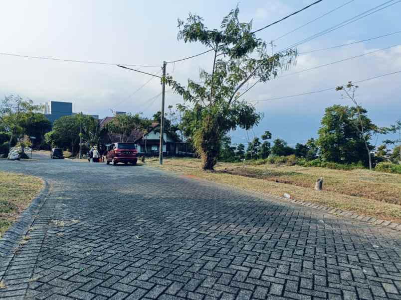 dijual tanah panderman hill