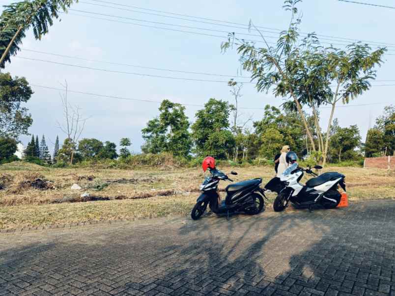 dijual tanah panderman hill