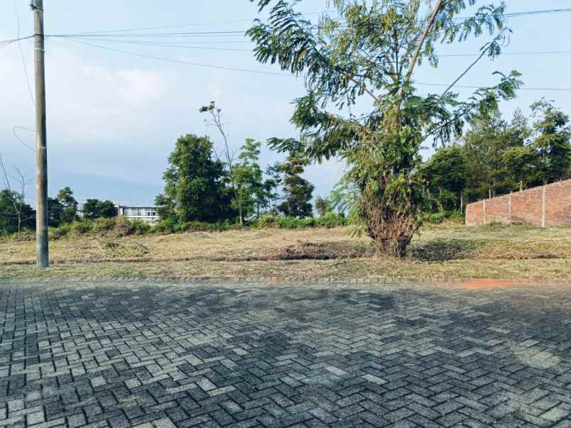 dijual tanah panderman hill