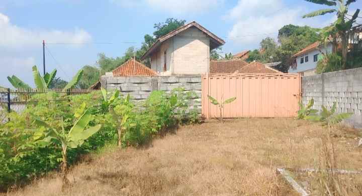 dijual tanah pinggir jalan desa view bagus