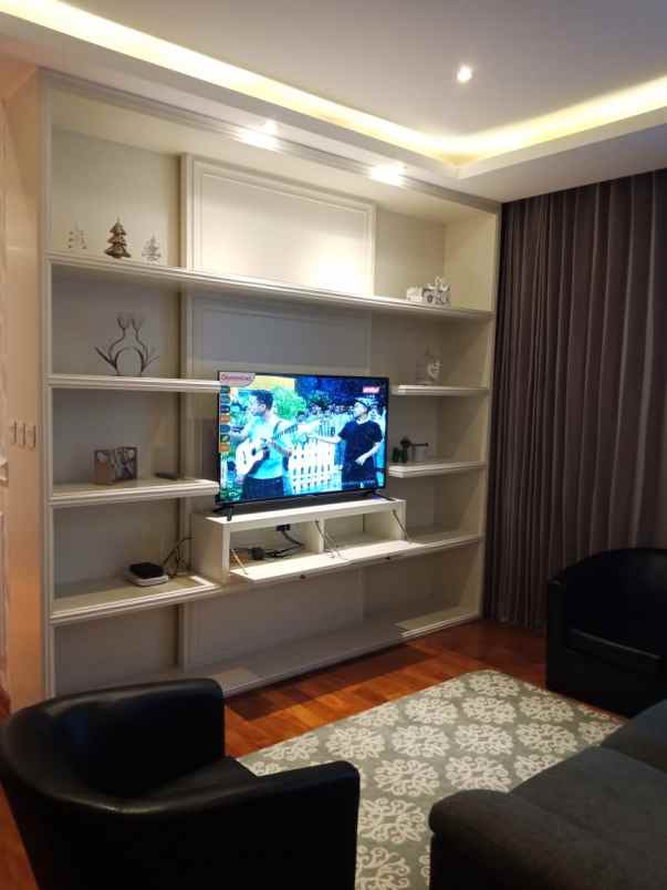 disewakan apartemen the via ciputra world surabaya